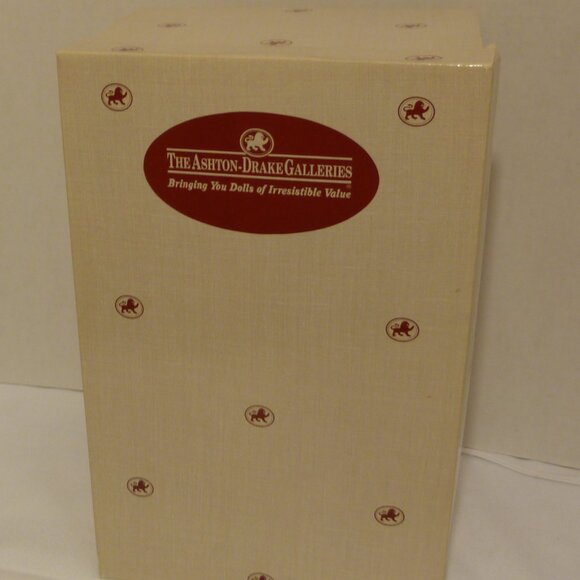 Yolanda Bello "Shawna" African American Porcelain Doll: Ashton Drake Galleries - Picture 4 of 12